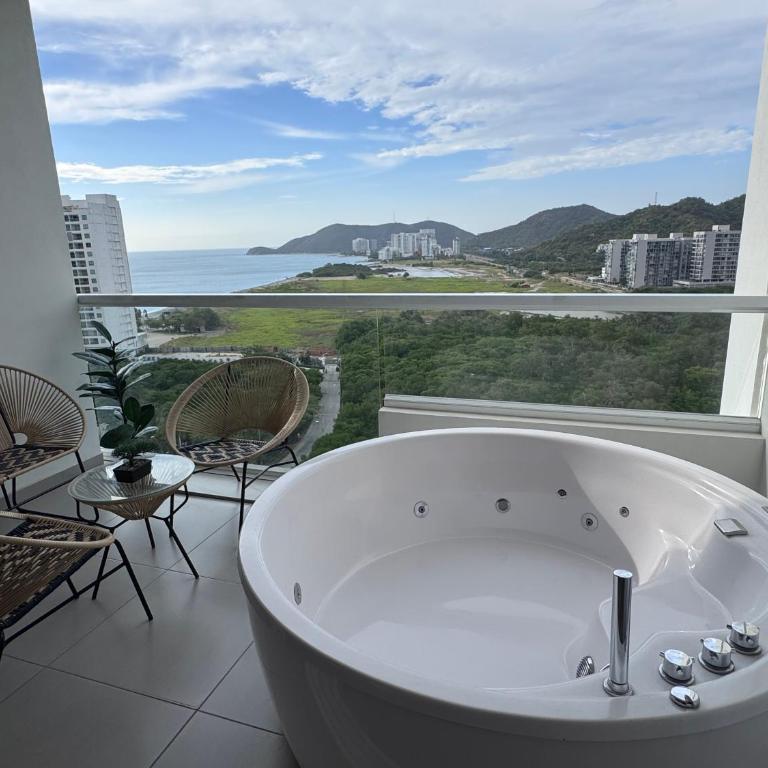 Suite con Jacuzzi y Hermosa Vista al Mar - Apartamento de 1 dormitorio - 43