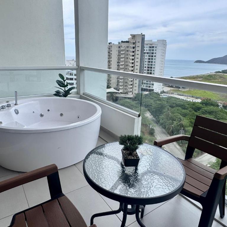 Suite con Jacuzzi y Hermosa Vista al Mar - Apartamento de 1 dormitorio - 46