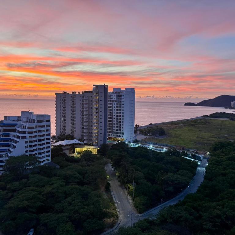 Suite con Jacuzzi y Hermosa Vista al Mar - Apartamento de 1 dormitorio - 45