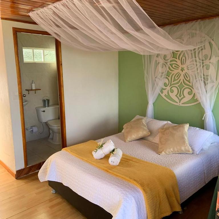 TARAHARA salud y bienestar - Habitación Doble con baño privado - 1