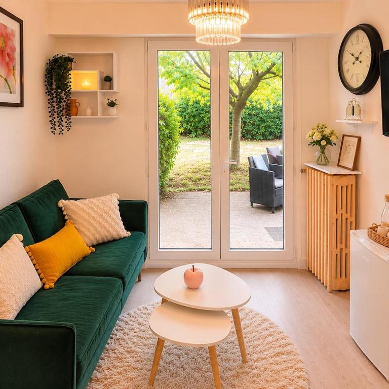 T2 Cosy Jardin privatif 8 min du centre parking - Appartement 1 Chambre - 4