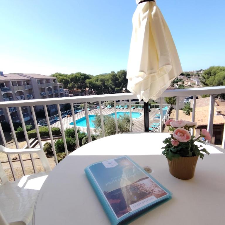 Les Hauts de Balaruc - Appartement - Vue sur Piscine - 18