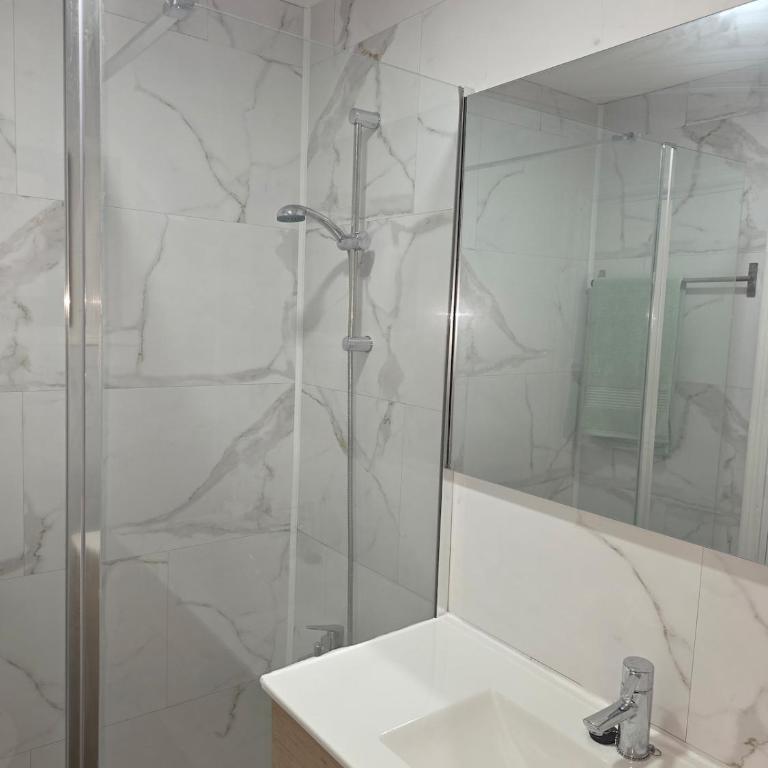 Bungalow in Santa Pola with 4 rooms - Casa de 4 dormitorios - 13