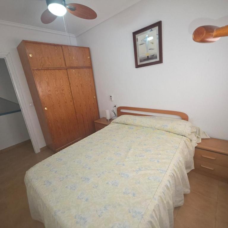Bungalow in Santa Pola with 4 rooms - Casa de 4 dormitorios - 17