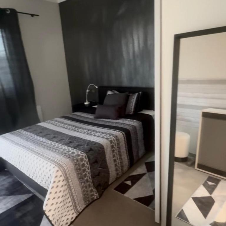 Big Apartment With Balcony - Apartment mit Balkon - 22