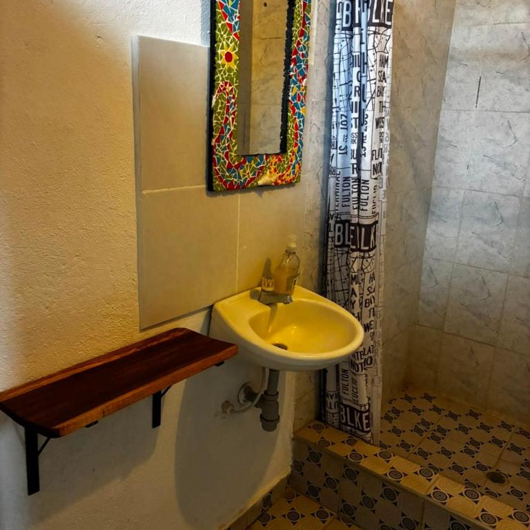 Hostal Casa Horizonte - Habitación Deluxe con cama extragrande - 5