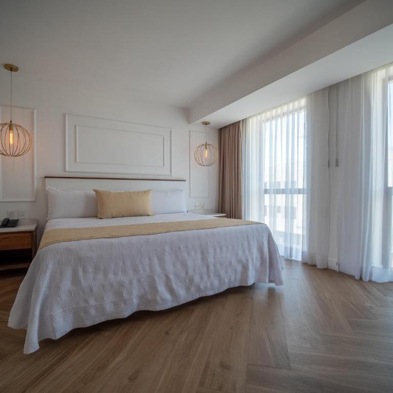 Six Hotel Guadalajara Degollado - Chambre Lit King-Size - 1