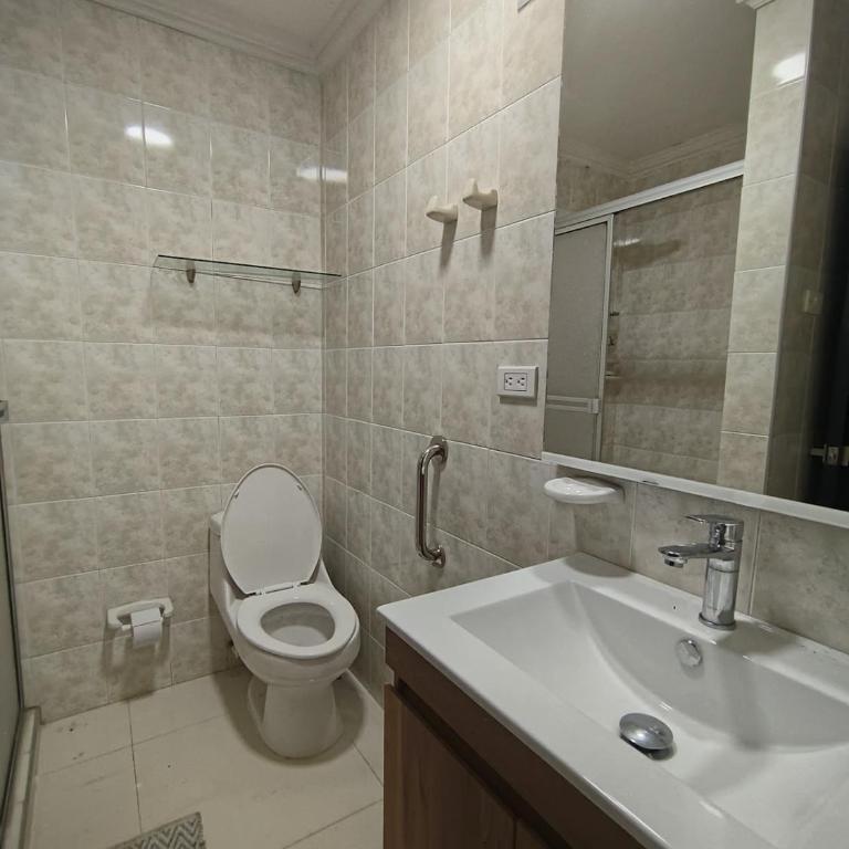 Apartamento grande en el laguito Cartagena - Apartamento - 3