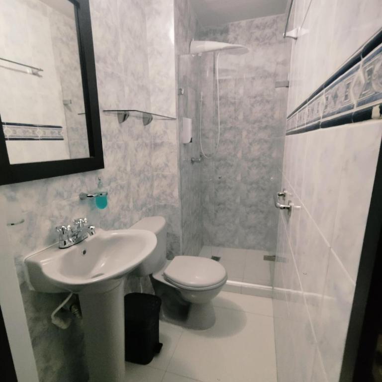 Apartamento grande en el laguito Cartagena - Apartamento - 10