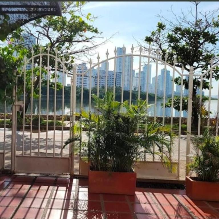 Apartamento grande en el laguito Cartagena - Apartamento - 12