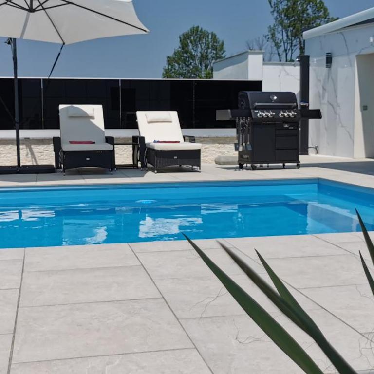 Cube - Villa & Pool - Deluxe Villa - 42