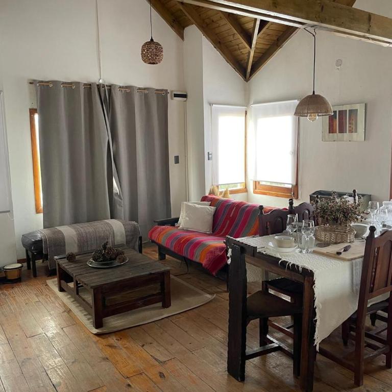 Casa del Pino - Three-Bedroom House - 4