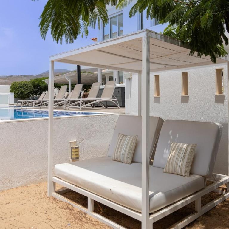 6BR Luxury Villa with Pool, Jacuzzi, Cinema & Snooker by Aqua Vista Tenerife - Villa con piscina privada - 12