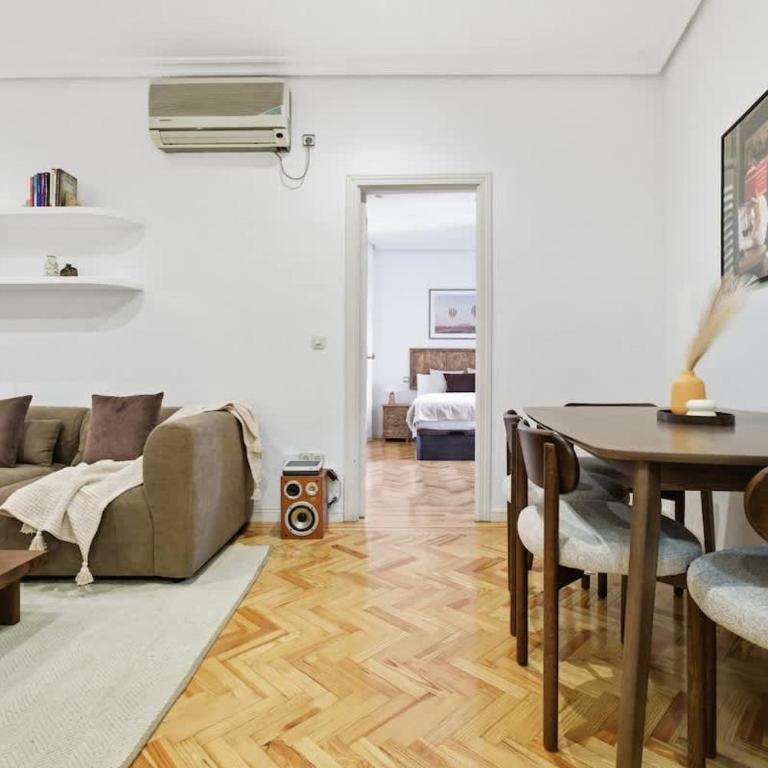 Cozy & Warm Boho Apartment Plaza Mayor La Latina - Appartement - 6