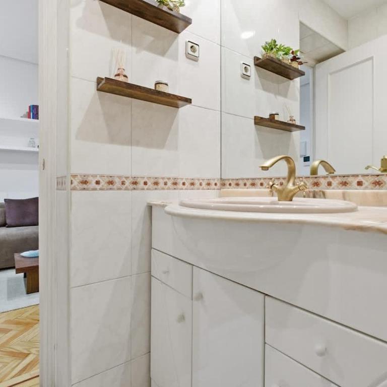 Cozy & Warm Boho Apartment Plaza Mayor La Latina - Appartement - 15