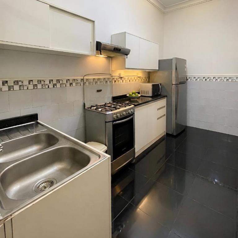 Tripper Monkey Guesthouse Miraflores - Habitación Doble con baño privado - 4