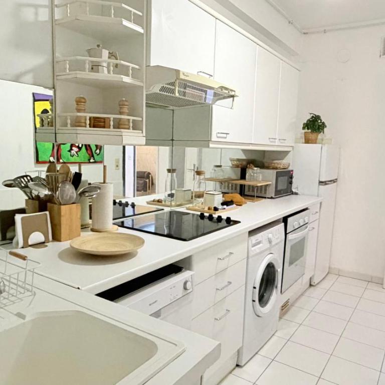 Sea view, Promenade des Anglais, 180 degree balcony, 4 people - Appartement 2 Chambres - 22