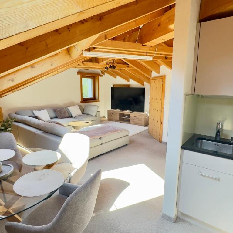 Alpine Home with Lounge - 10 min from St Moritz - Standard Apartment mit 3 Schlafzimmern - 33