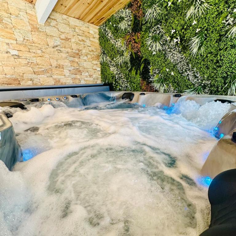 Villa Domitia - Jacuzzi privé - 8 pers - Three-Bedroom Villa - 21