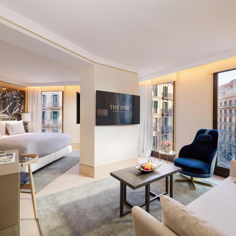 The One Barcelona GL - Corner Junior Suite - 1