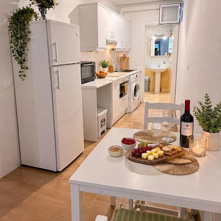 Atocha, luminoso y amplio con 2 balcones - Apartment mit 2 Schlafzimmern - 5