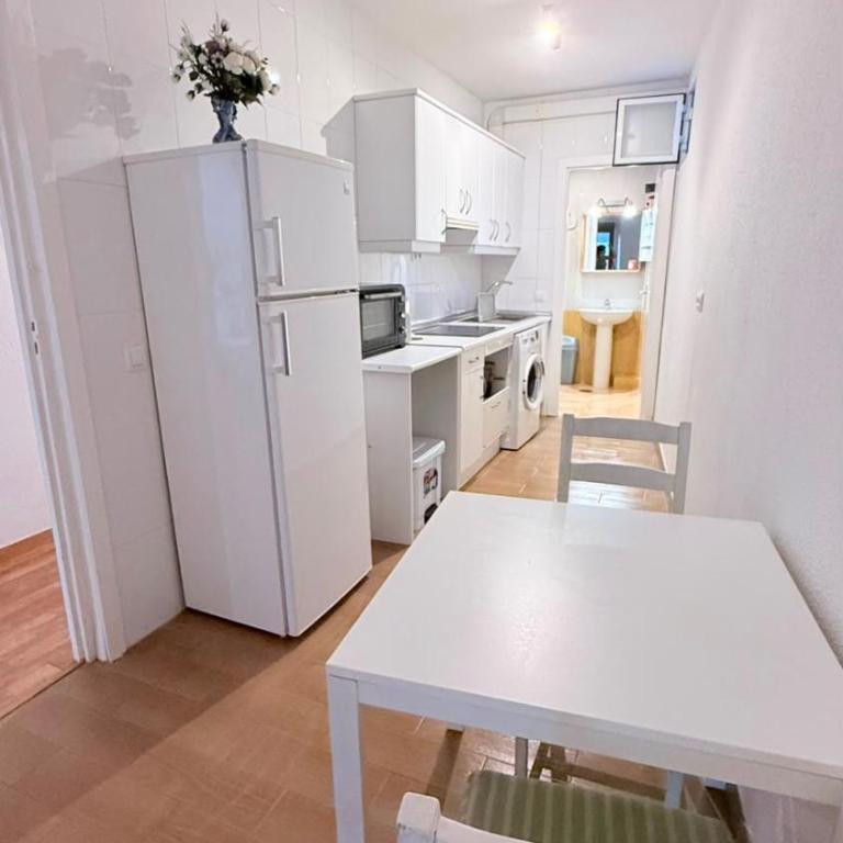 Atocha, luminoso y amplio con 2 balcones - Apartment mit 2 Schlafzimmern - 6