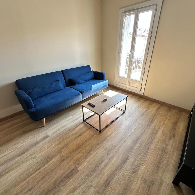 Large renovated apartment in the heart of Beziers - Apartment mit 3 Schlafzimmern - obere Etage - 5