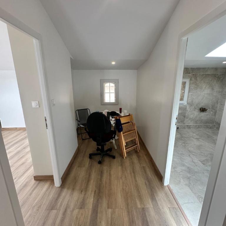 Large renovated apartment in the heart of Beziers - Apartment mit 3 Schlafzimmern - obere Etage - 8