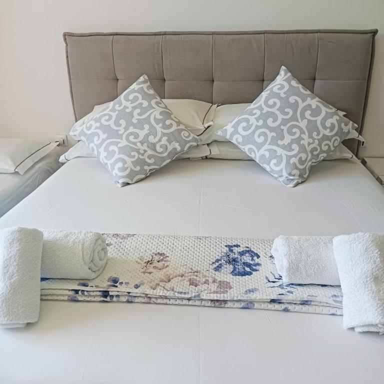 Aaron Guest House - Superior Apartment mit Balkon - 27
