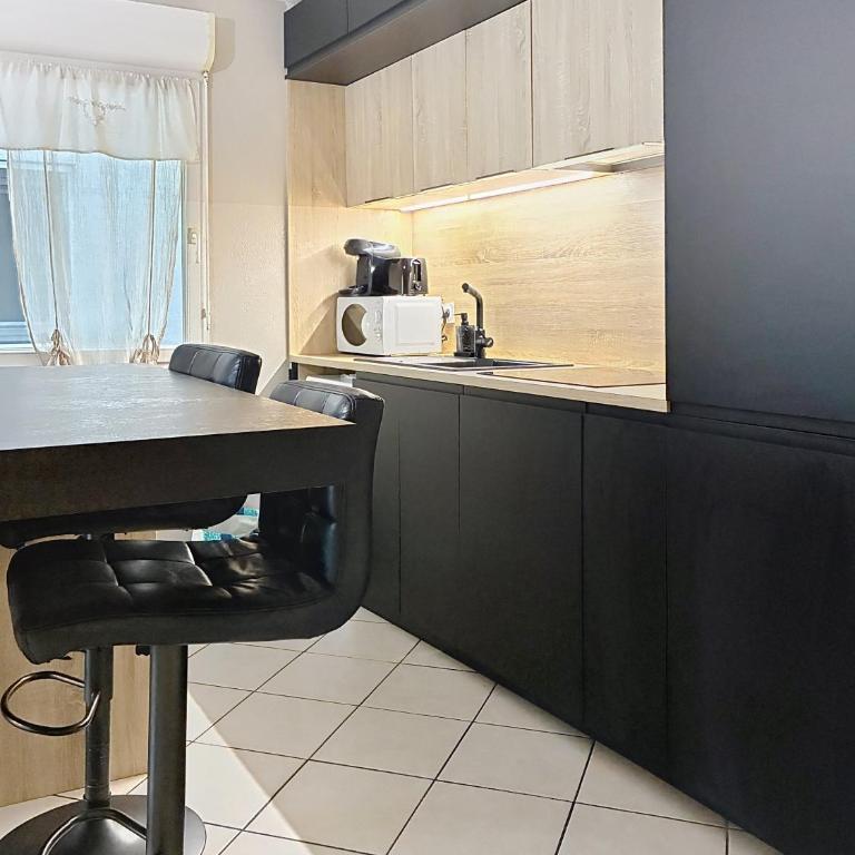 T3 climatisé avec terrasse et parking couvert à Sète - Apartamento de 2 dormitorios - 5