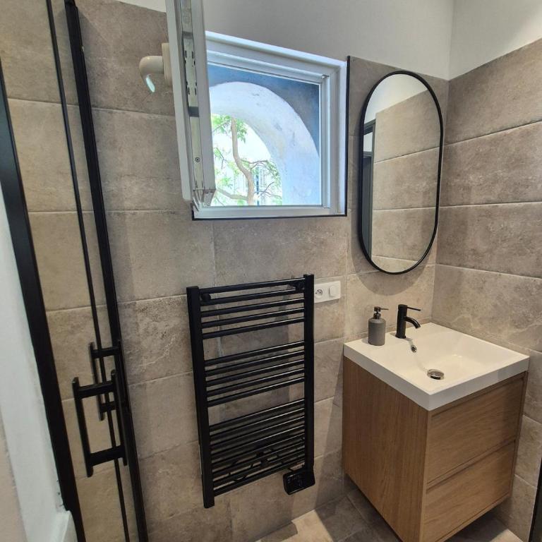 Cocon Botanique Design et Climatisation - Apartment mit 1 Schlafzimmer - 11
