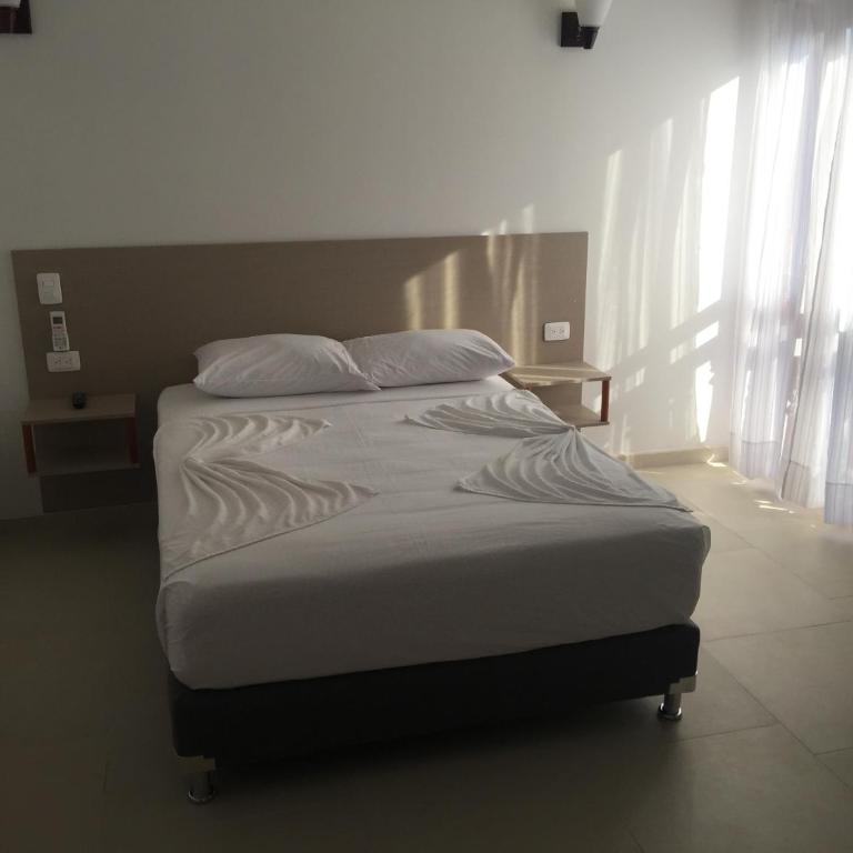 Akel House Hotel - Habitación Doble con balcón - 9
