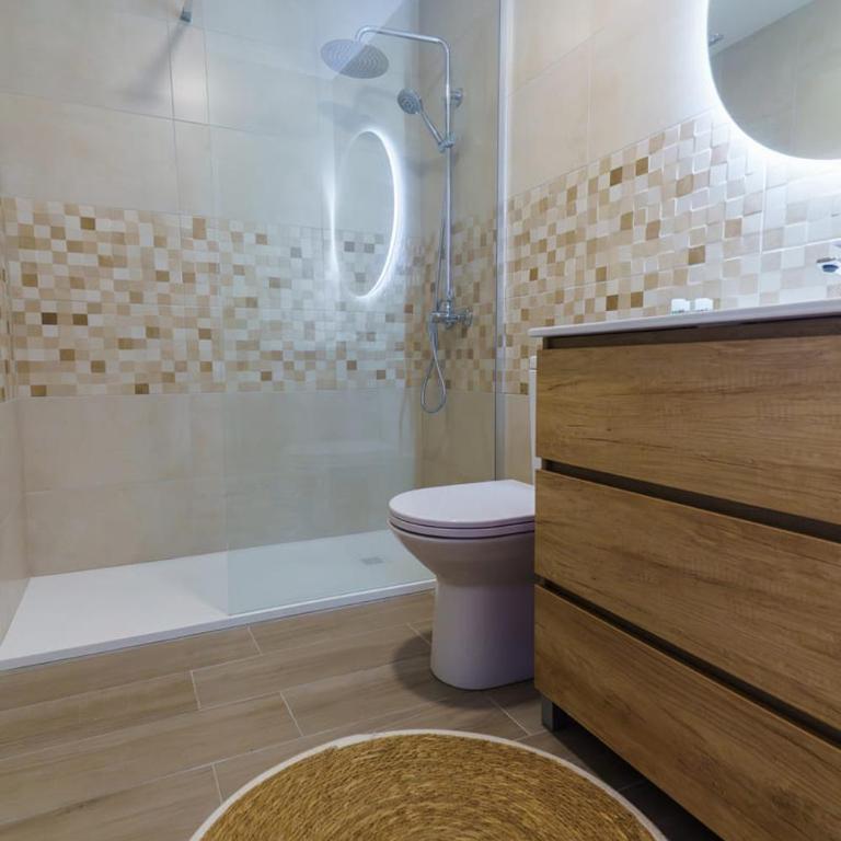 Ap Turísticos y habitaciones Marea - Frente al Mar - Basic Triple Room - 5