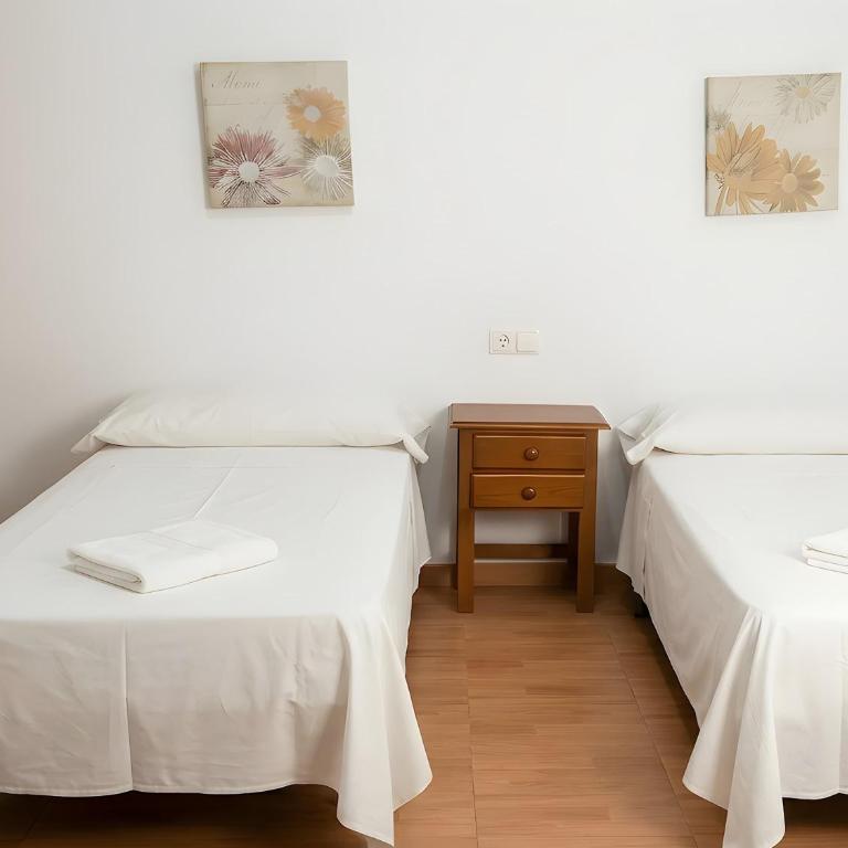 Apartamentos Tranquilos Conil Facil Aparcamiento con patio interior solo capetamos familias y parejas - Appartement - 8