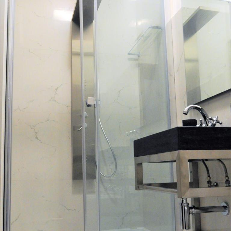La Tana di Sofia - Camera Matrimoniale con Bagno Privato - 3