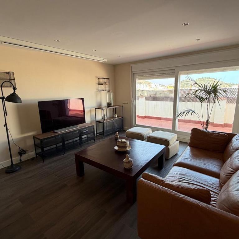 Sky Terrace Málaga - Oasis urbano centro Málaga vistas - Three-Bedroom Apartment - 8