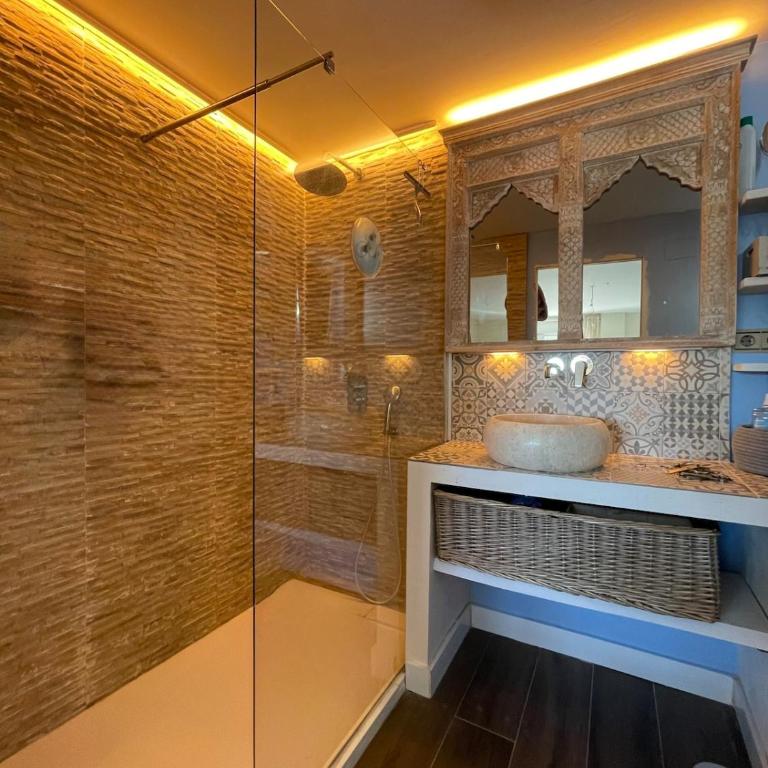 Sky Terrace Málaga - Oasis urbano centro Málaga vistas - Three-Bedroom Apartment - 20