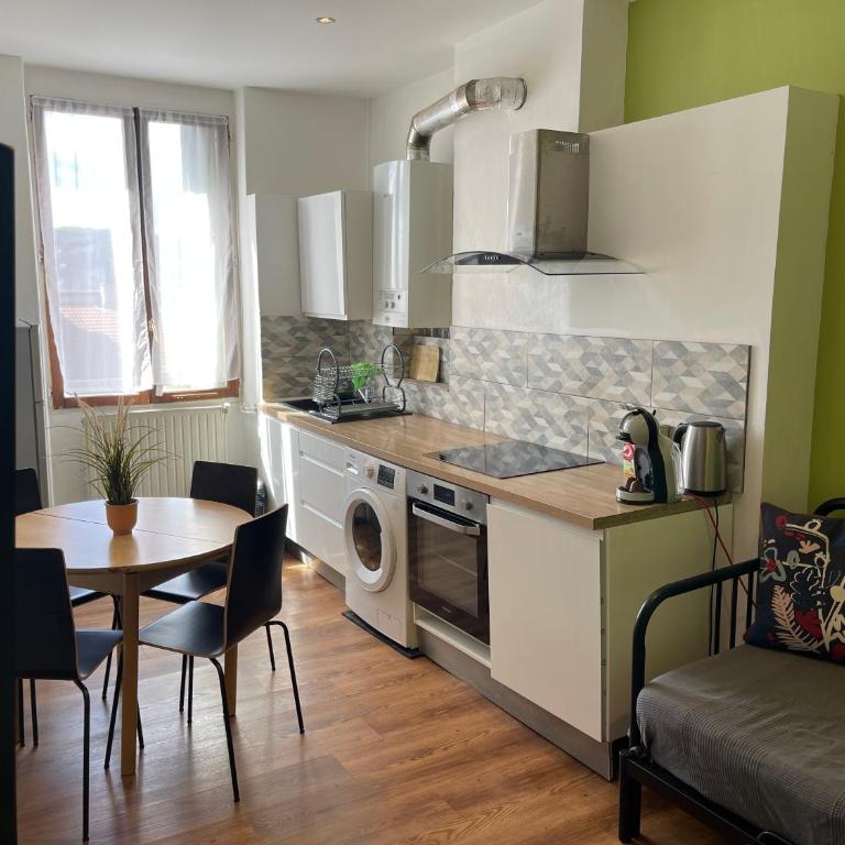 012 CHIC & COSY F2 34m2 HYPERCENTRE WIFI SMART TV NETFLIX - Appartement 1 Chambre - 12