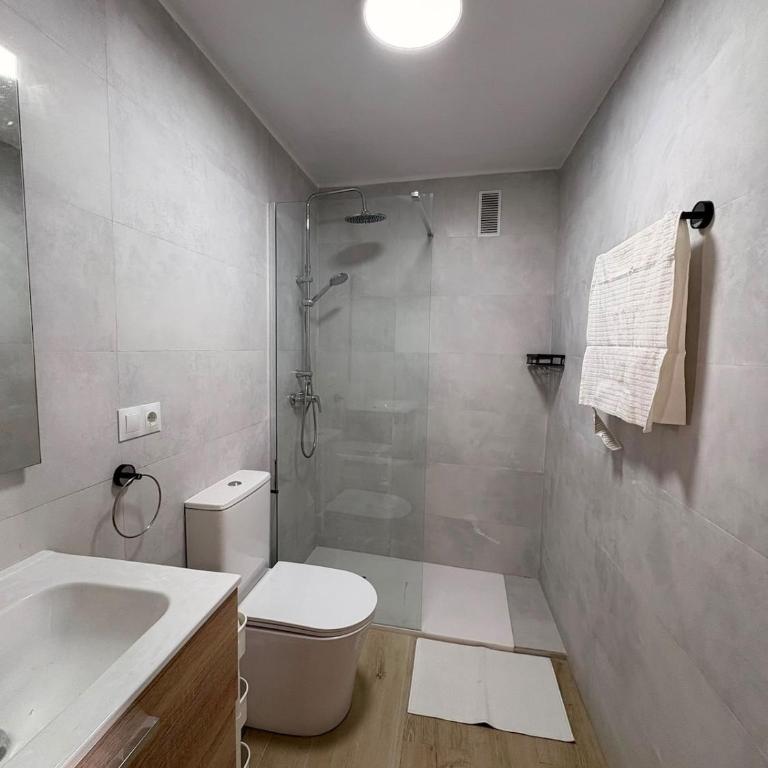 New Apartment Near City Center & Mountain - Two-Bedroom Apartment - 6