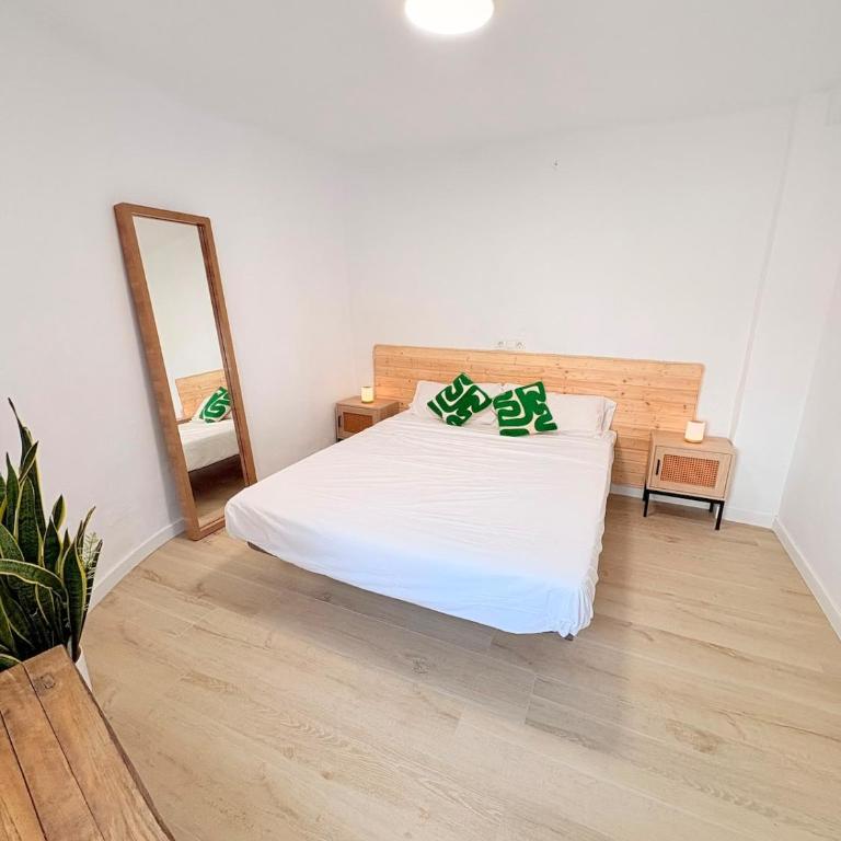 New Apartment Near City Center & Mountain - Two-Bedroom Apartment - 7