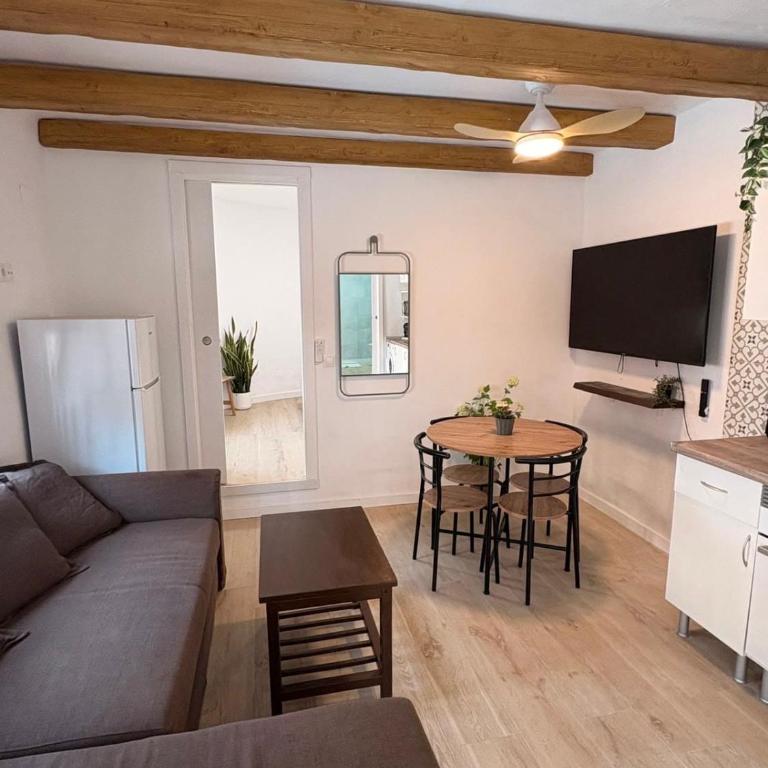 New Apartment Near City Center & Mountain - Two-Bedroom Apartment - 8