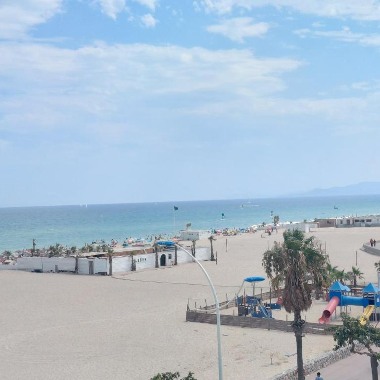 Une Vue Paradisiaque avec accès piscine dans résidence privée - Appartement 2 Chambres - 2
