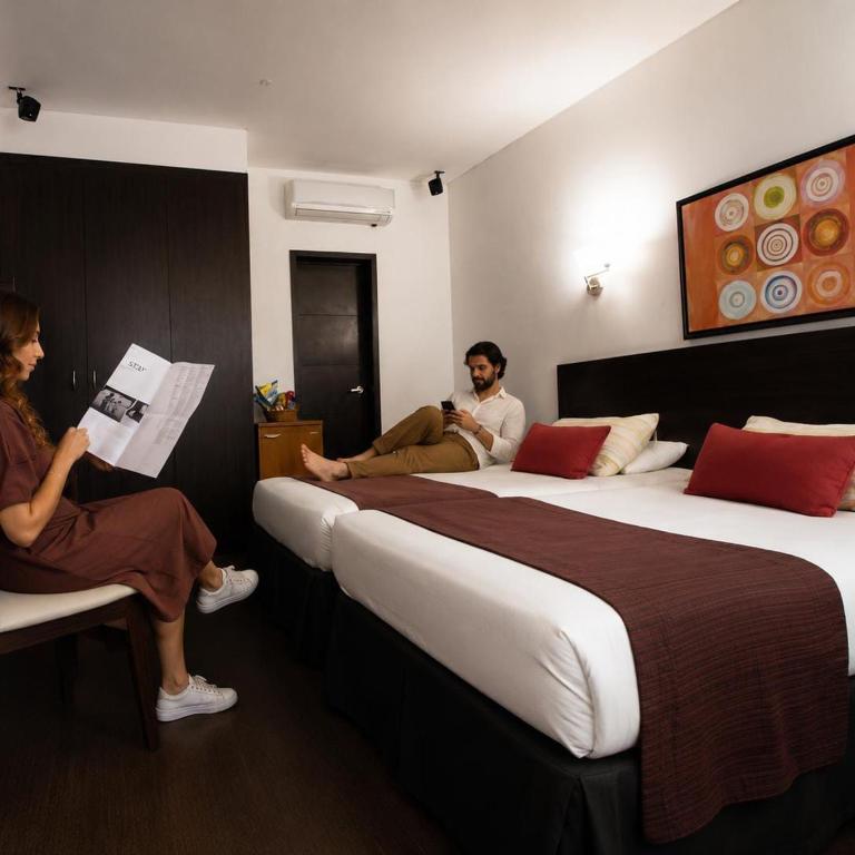 Hotel y Hostal cf bed y breakfast - Deluxe Family Room - 40