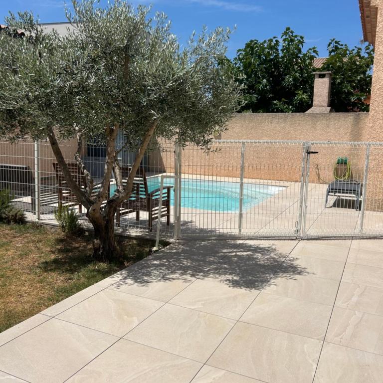 Villa climatisée de l'Etang de THAU avec piscine - Villa - 3