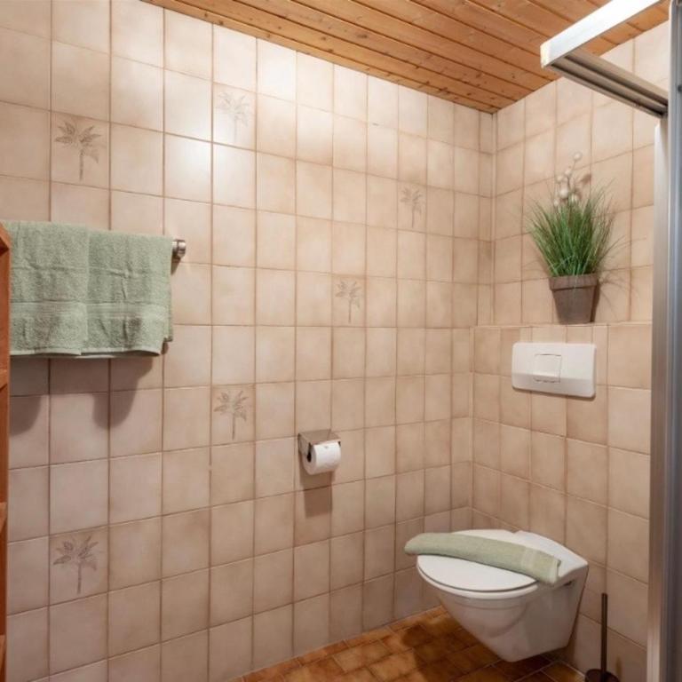 Biobauernhof Hofreith - Doppelzimmer mit Bergblick - 3