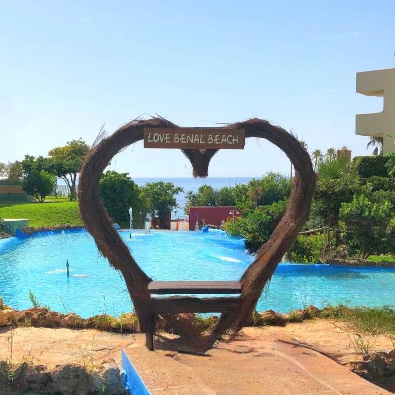 Love Benal Beach - One-Bedroom Apartment - 4