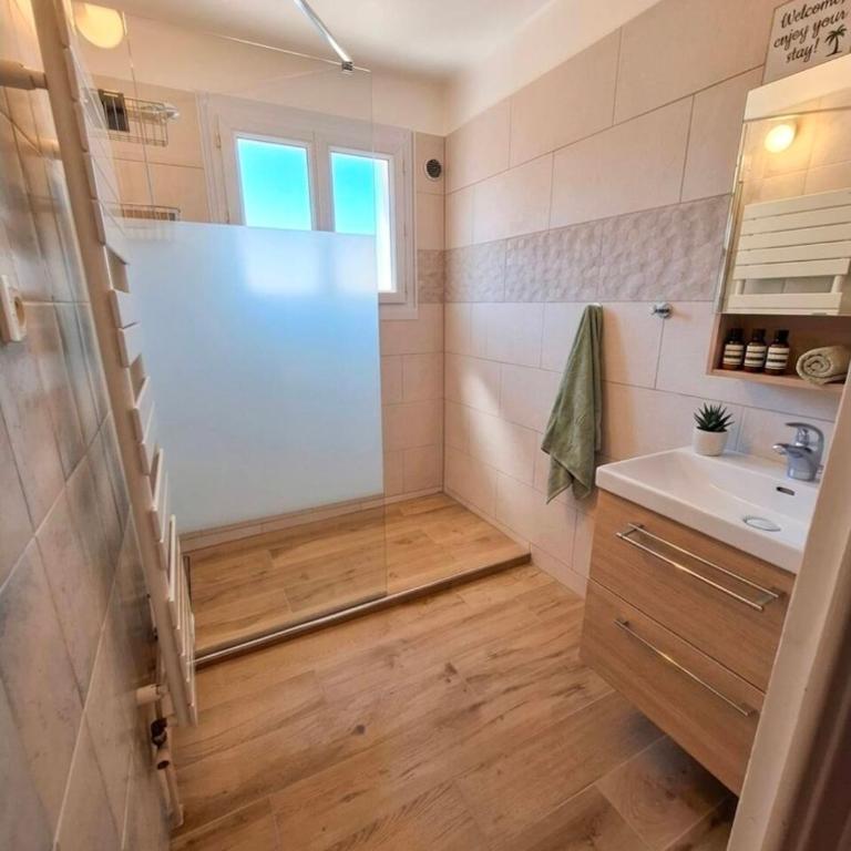 Large 3 room apartment with garden, parking Annecy - Appartement 2 Chambres - 11