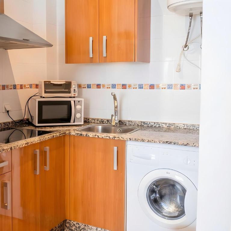 Apartamento en Conil Facil aparcamiento Solo para familias y parejas - Appartement - 7