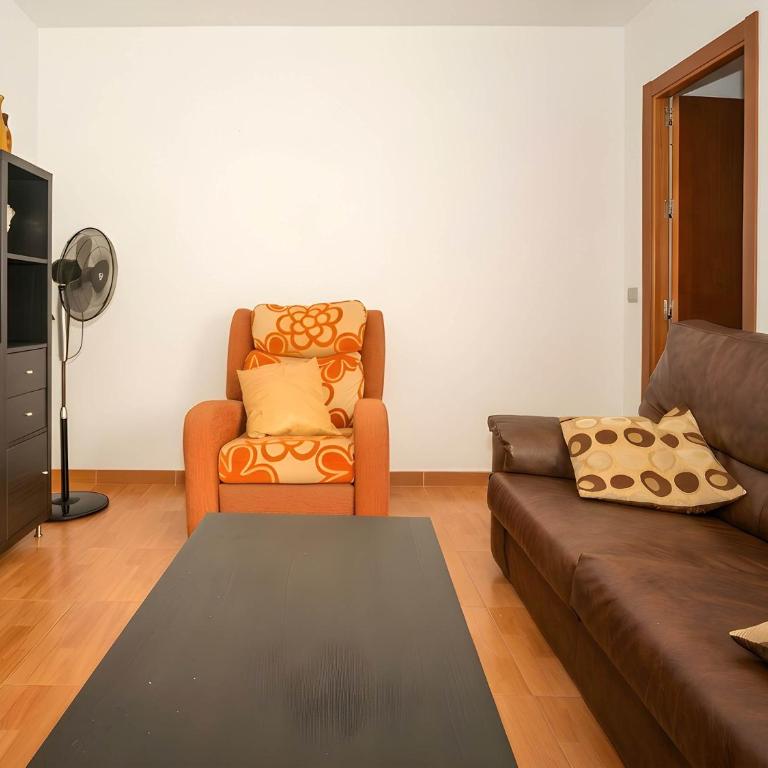 Apartamento en Conil Zona centro solo aceptamos familias y parejas - Appartement - 2