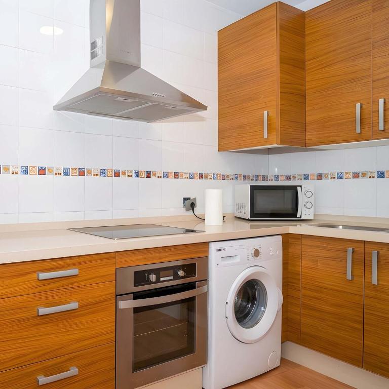 Apartamento en Conil Zona centro solo aceptamos familias y parejas - Appartement - 10